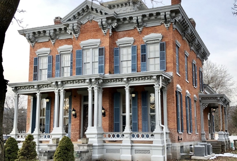 Exterior of ornate Schoharie Dental office building